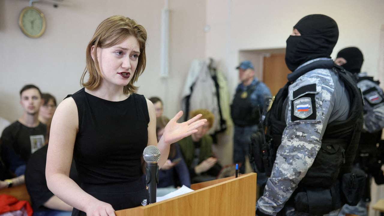 FILE PHOTO: Activist Darya Kozyreva charged with discrediting Russian army appears in St. Petersburg court