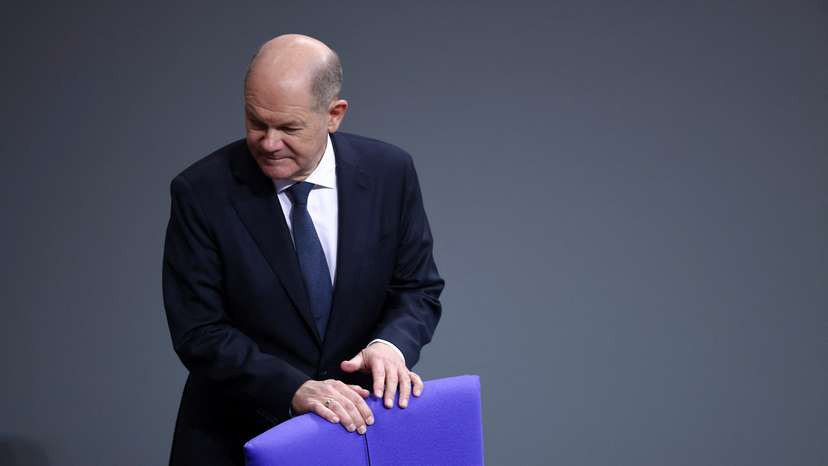 Germany's Scholz calls confidence vote to pave way for snap election