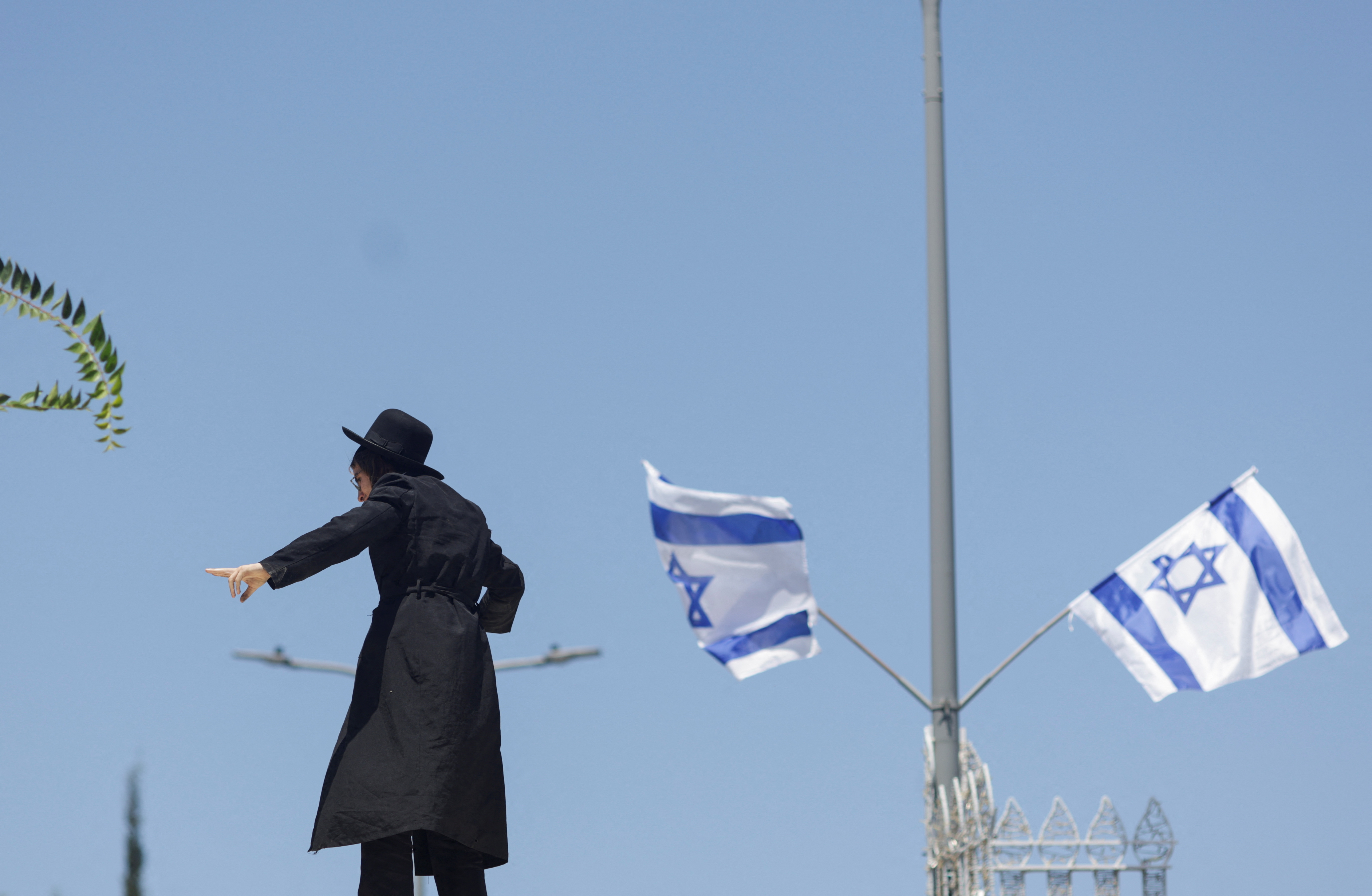 Ultra-Orthodox Jewish recruits called up for military service