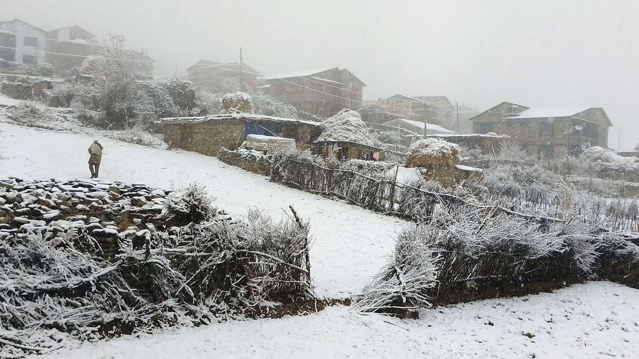 nepal snowfall