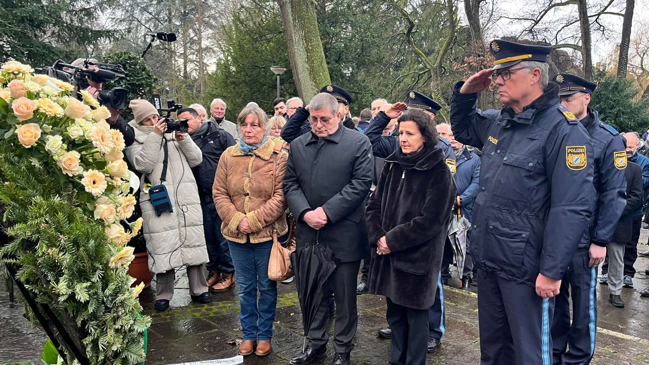 Afghan suspect arrested after two killed in knife attack in German park in Aschaffenburg