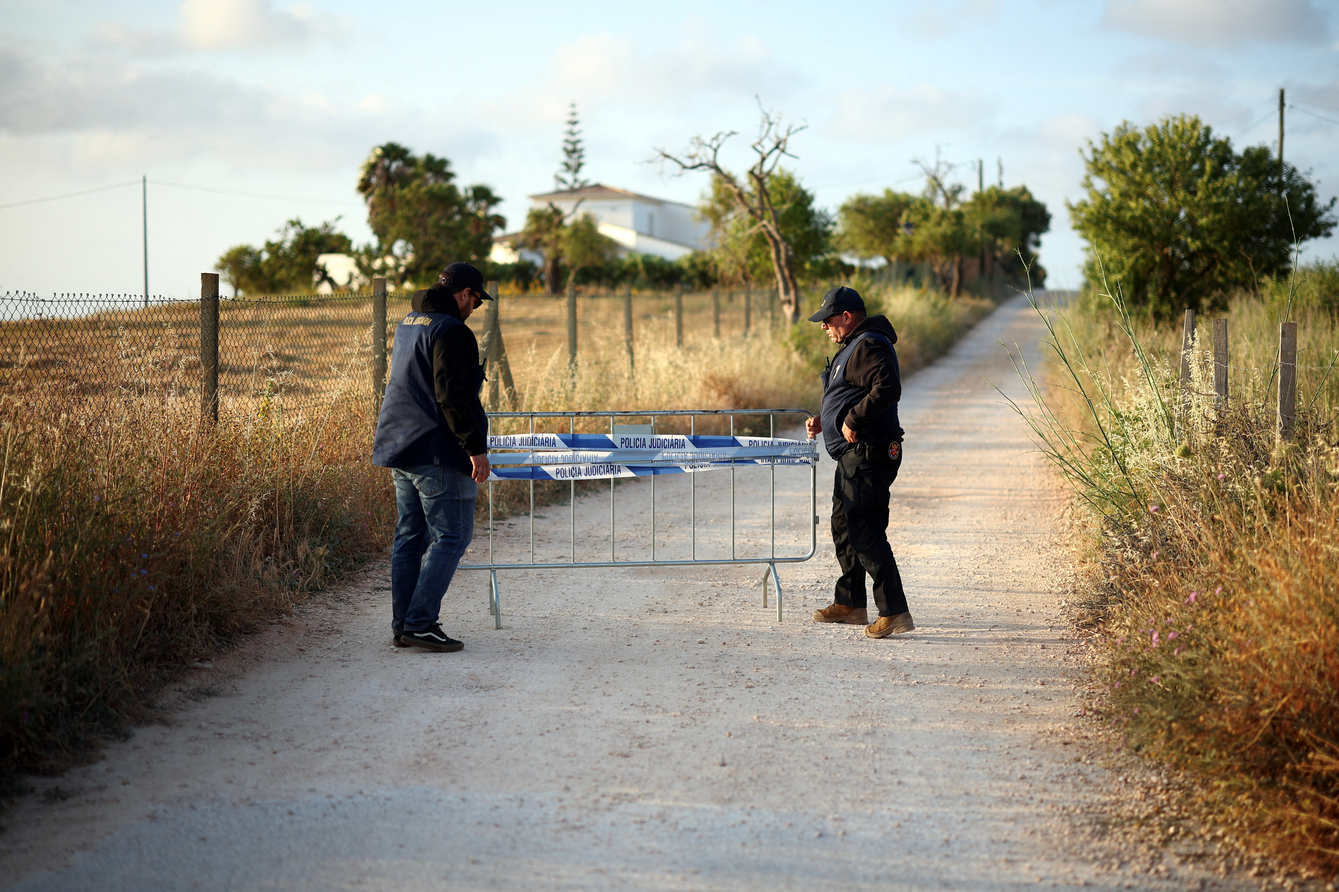 Police resumes the search for the body of Madeleine McCann in Atalaia