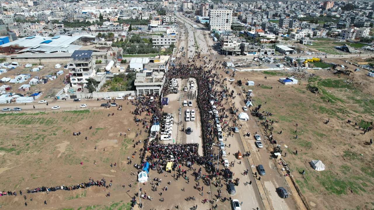 Hostages-prisoners swap deal between Hamas and Israel