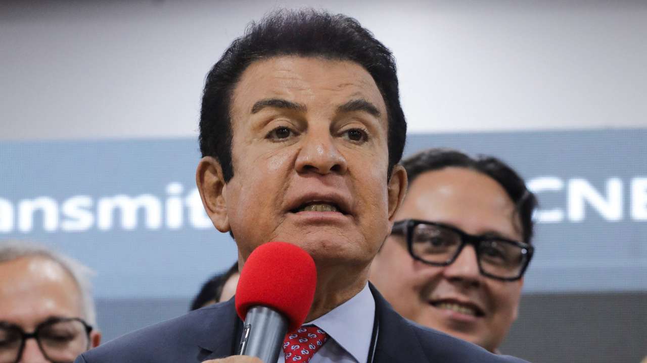 Presidential candidate Salvador Nasralla of Honduras' Liberal Party (PLH) holds a press conference amid reports of a tied vote count