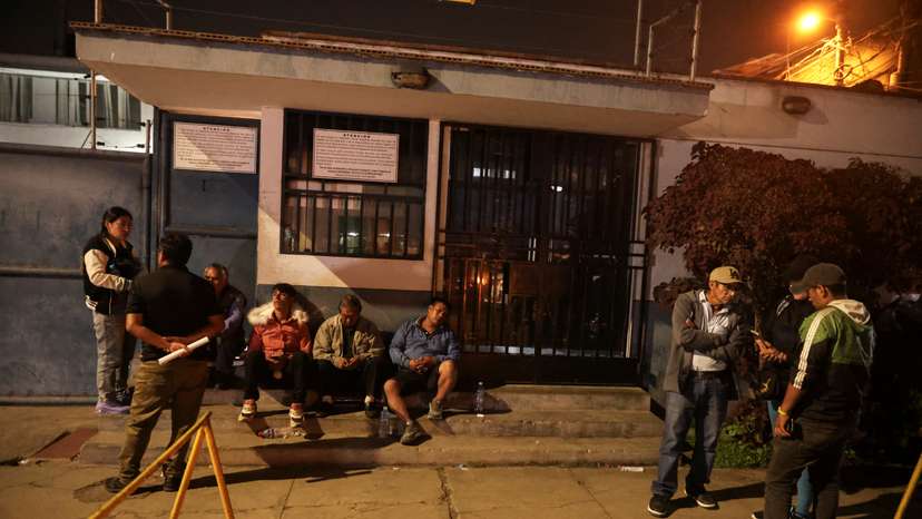 Peru suspends gold mining in Pataz for 30 days after illegal miners kidnap and kill mine workers from Poderosa