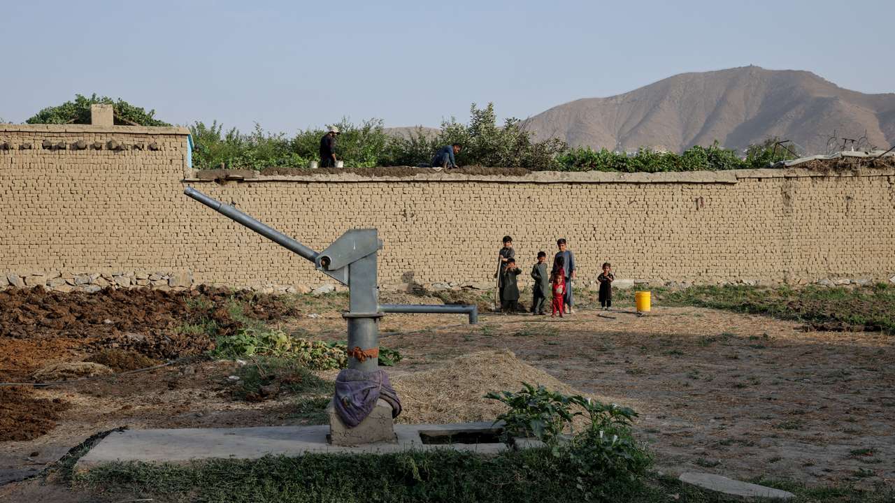 Water crisis forces families into long queues and threatens children's education in Kabul
