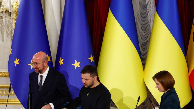 Ukraine's President Zelenskiy, Moldova's President Sandu and President of the European Council Michel attend a joint press conference in Kyiv