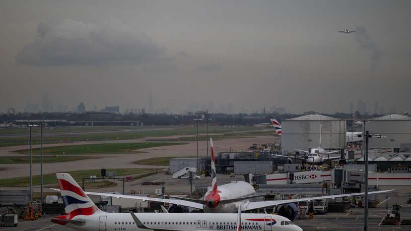 British government backs third runway at Heathrow Airport