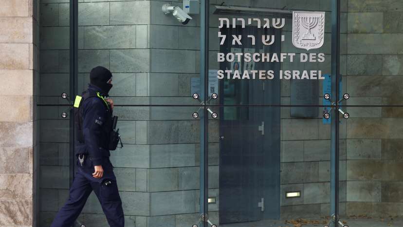 Police secure the area of the embassy of Israel in Berlin
