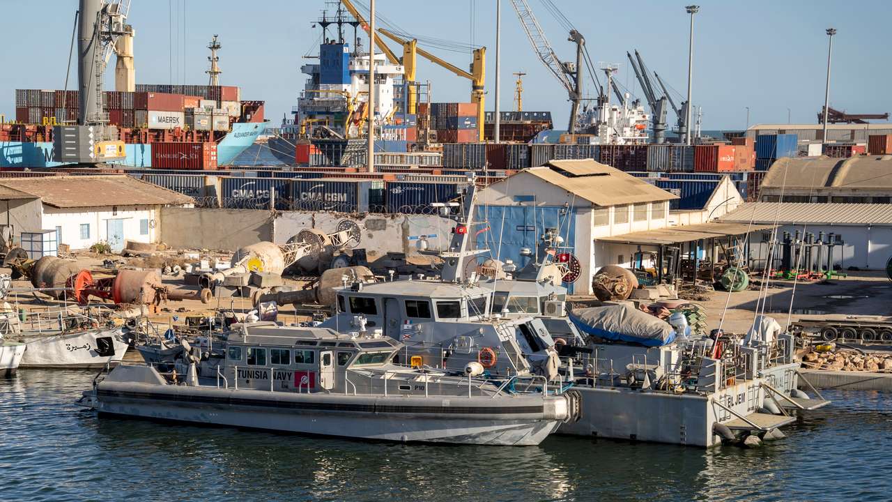 TUNISIA - ILLUSTRATION