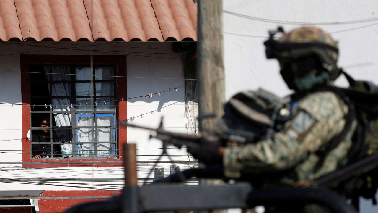 Aftermath of violence following military operation that killed Jalisco cartel boss Nemesio Oseguera, "El Mencho," in Ixtapa