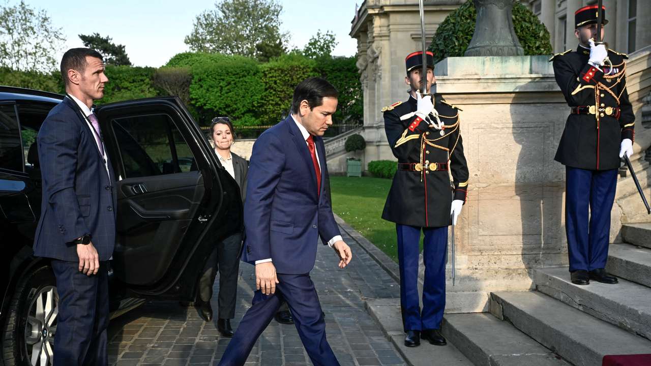 Minsters of Foreign Affairs meet in Paris