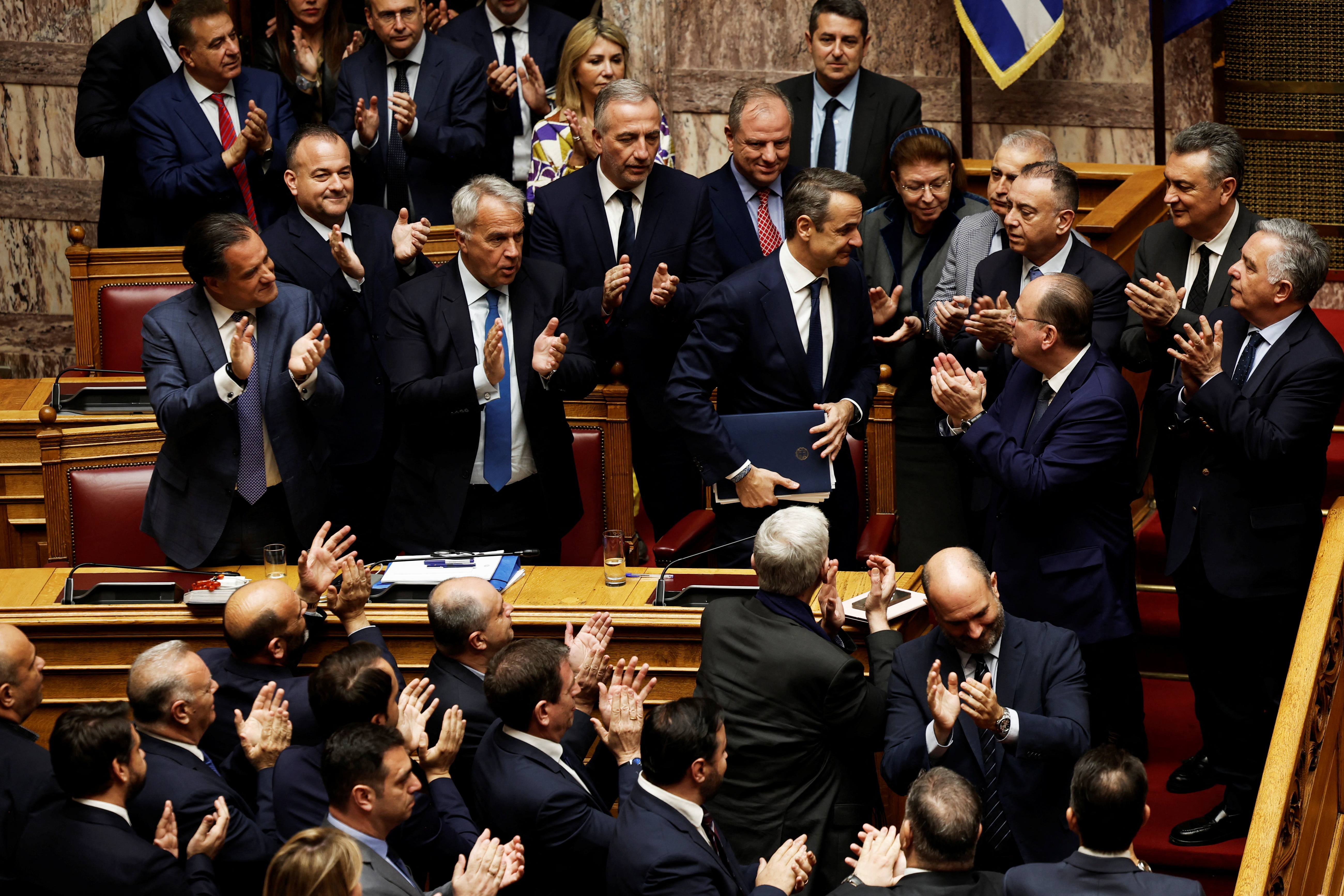 Greek government faces confidence vote