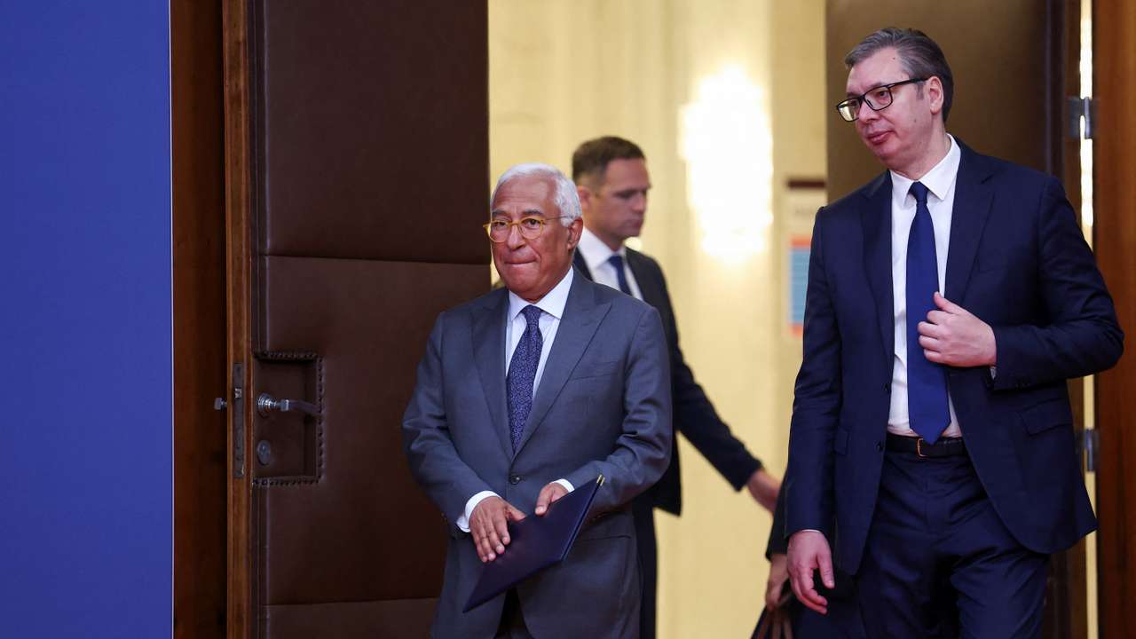 European Council President Antonio Costa and Serbian President Aleksandar Vucic arrive for a press conference in Belgrade