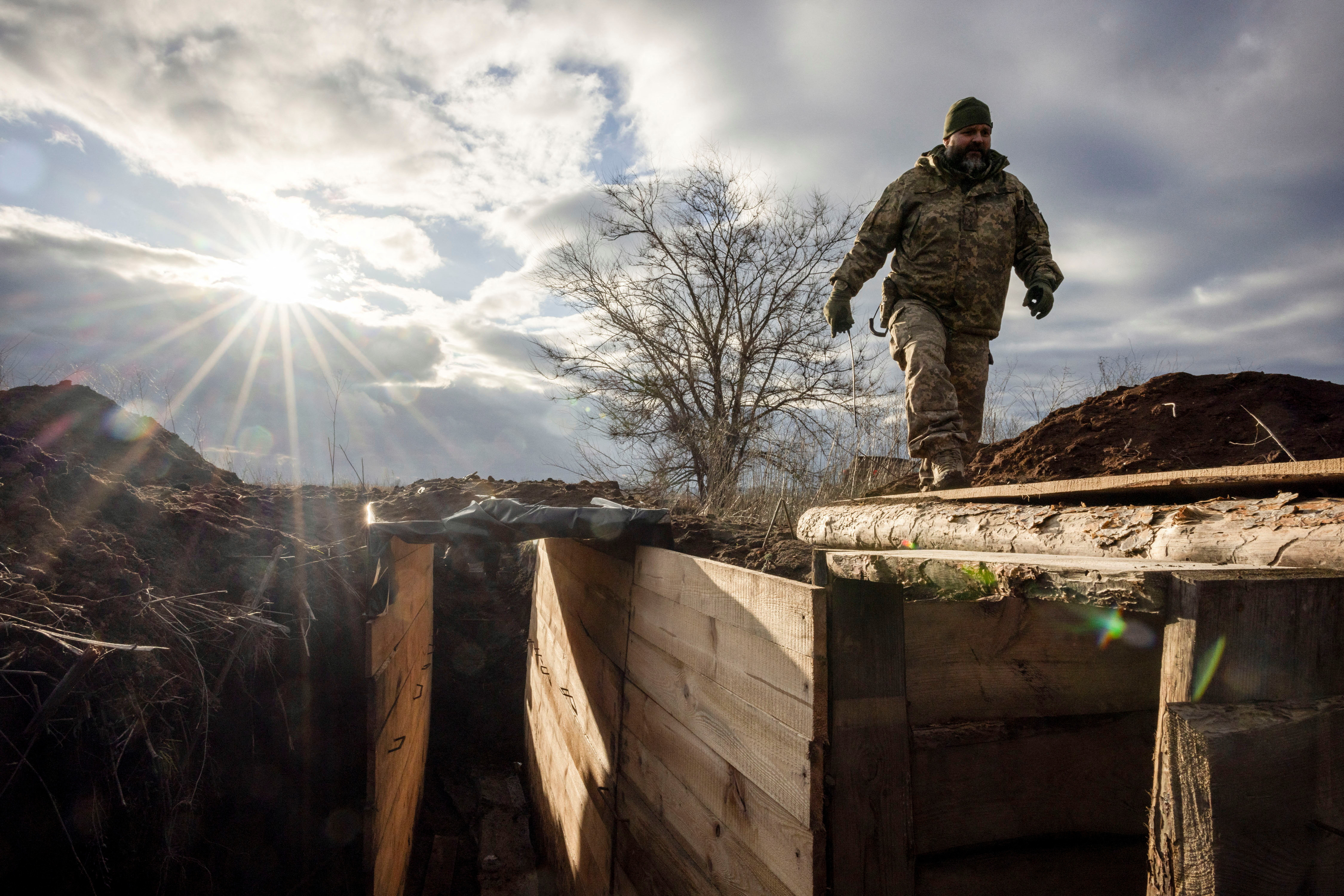 FILE PHOTO: Ukraine builds barricades, digs trenches as focus shifts to defence