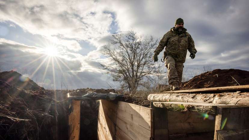 FILE PHOTO: Ukraine builds barricades, digs trenches as focus shifts to defence