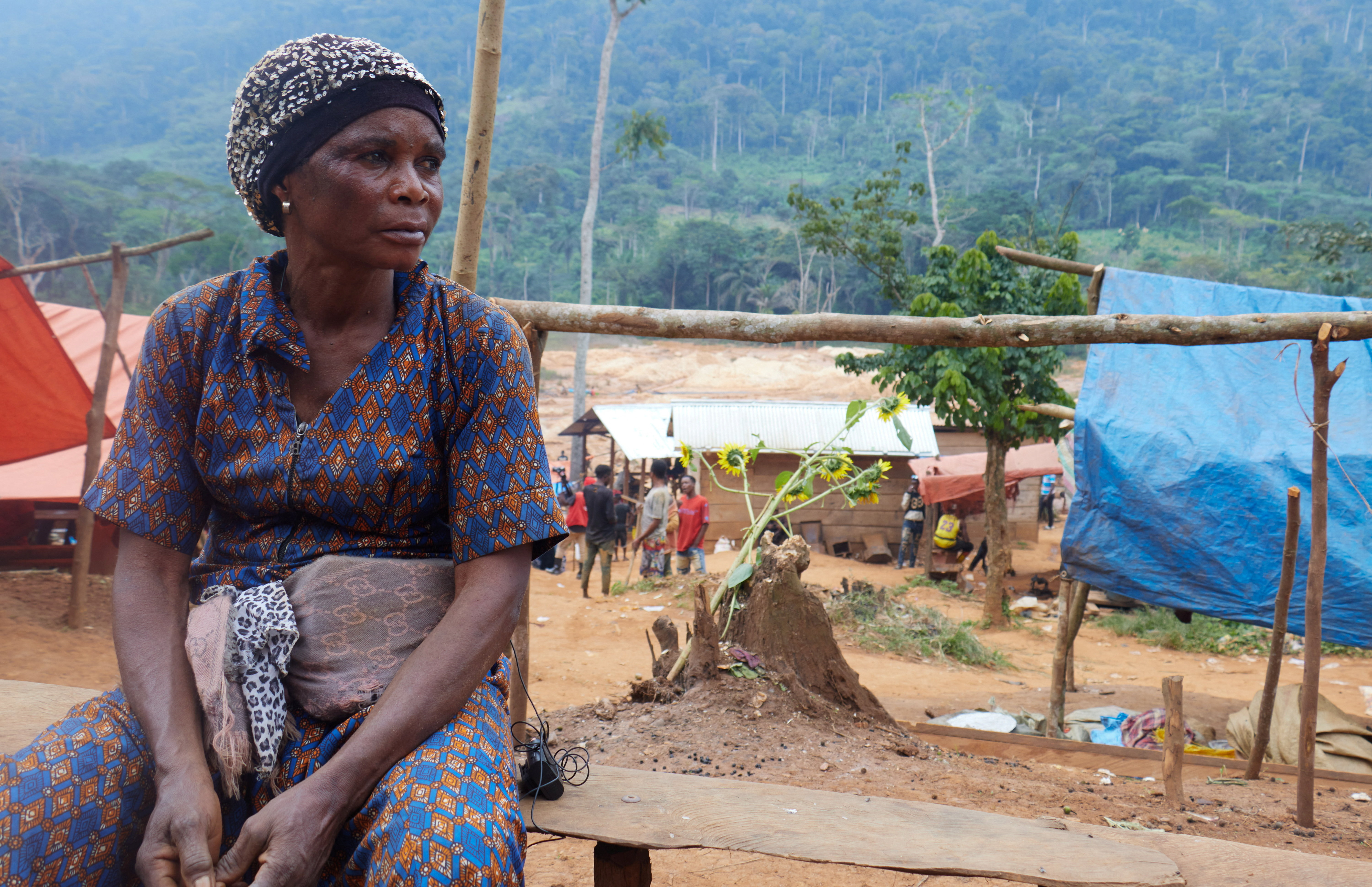 Congolese women turn to mining for survival after jihadist attacks