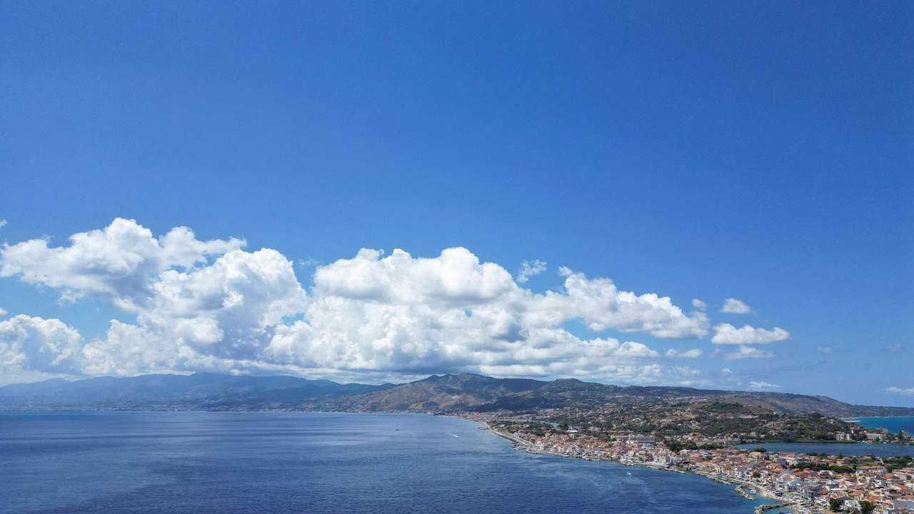 FILE PHOTO: 'They must not touch the Strait': Sicily bridge opponents vow to put up a fight