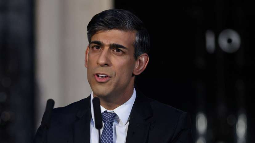 Britain's PM Sunak speaks outside 10 Downing Street