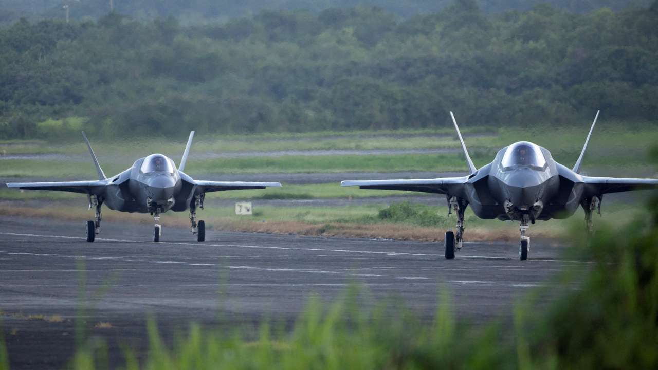 F-35 fighter jets taxi on the runway at the former Roosevelt Roads military base in Ceiba, Puerto Rico, September 13, 2025. REUTERS/Ricardo Arduengo