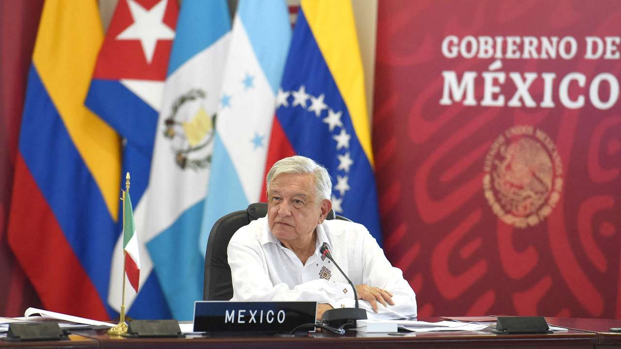 Mexican president hosts migration summit to tackle rising numbers