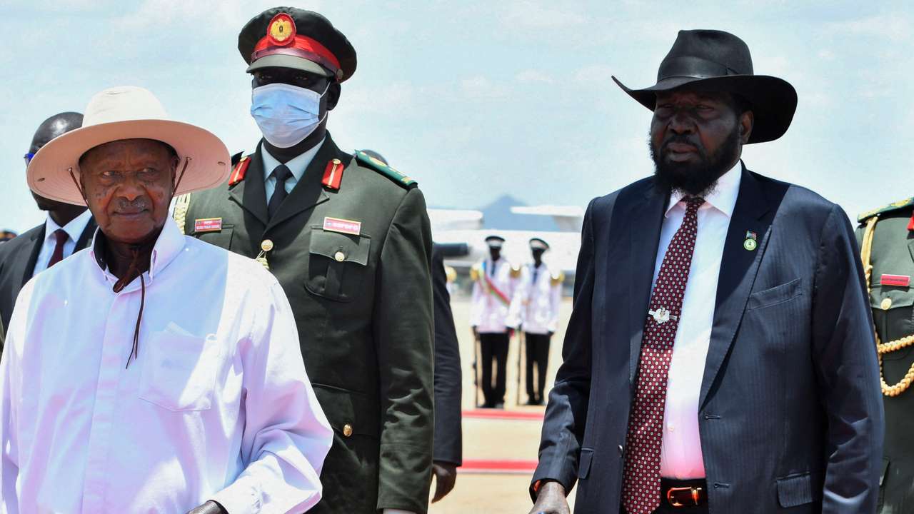 Uganda's President Yoweri Museveni visits Juba
