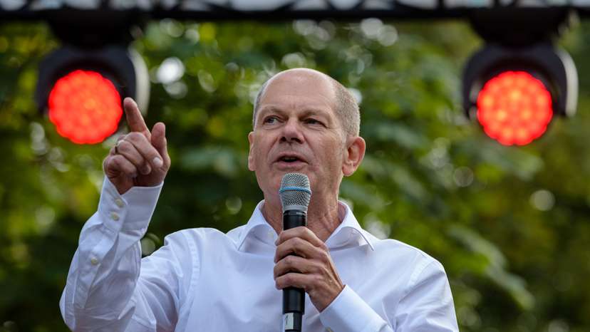 SPD chancellor candidate Olaf Scholz campaigns in Leipzig