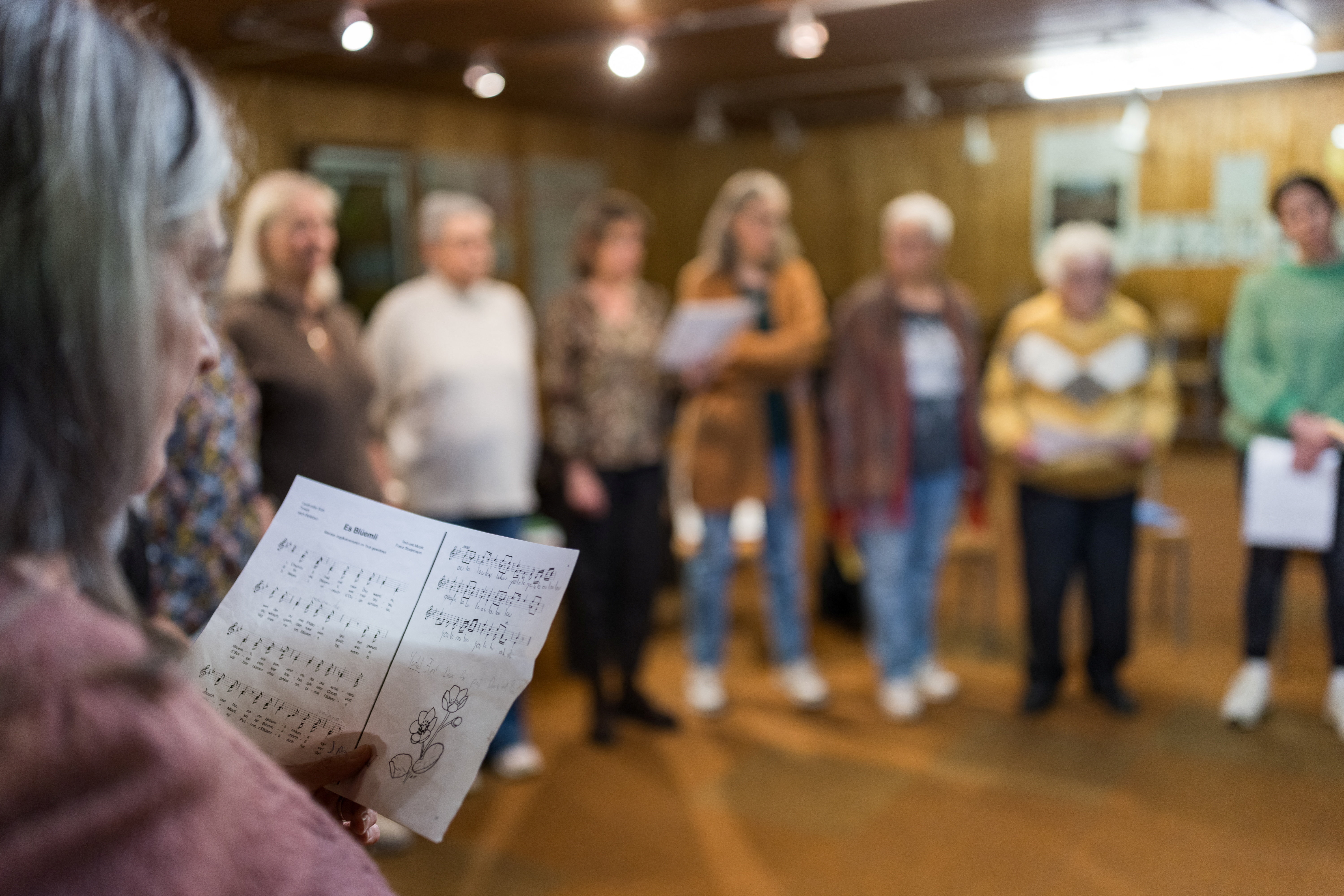 Women-only yodelling choir rehearses in Geneva