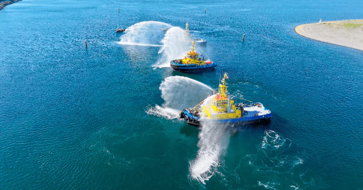 Electric tug boat in Chile