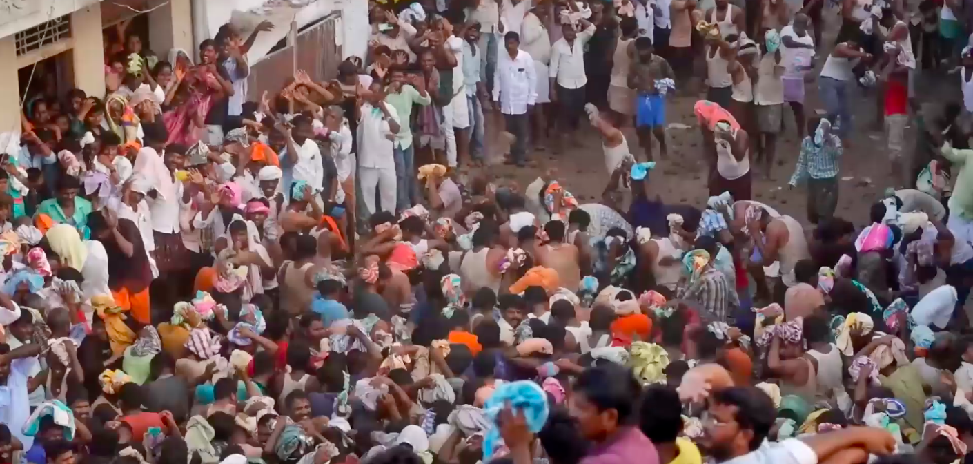 India’s cow dung festival