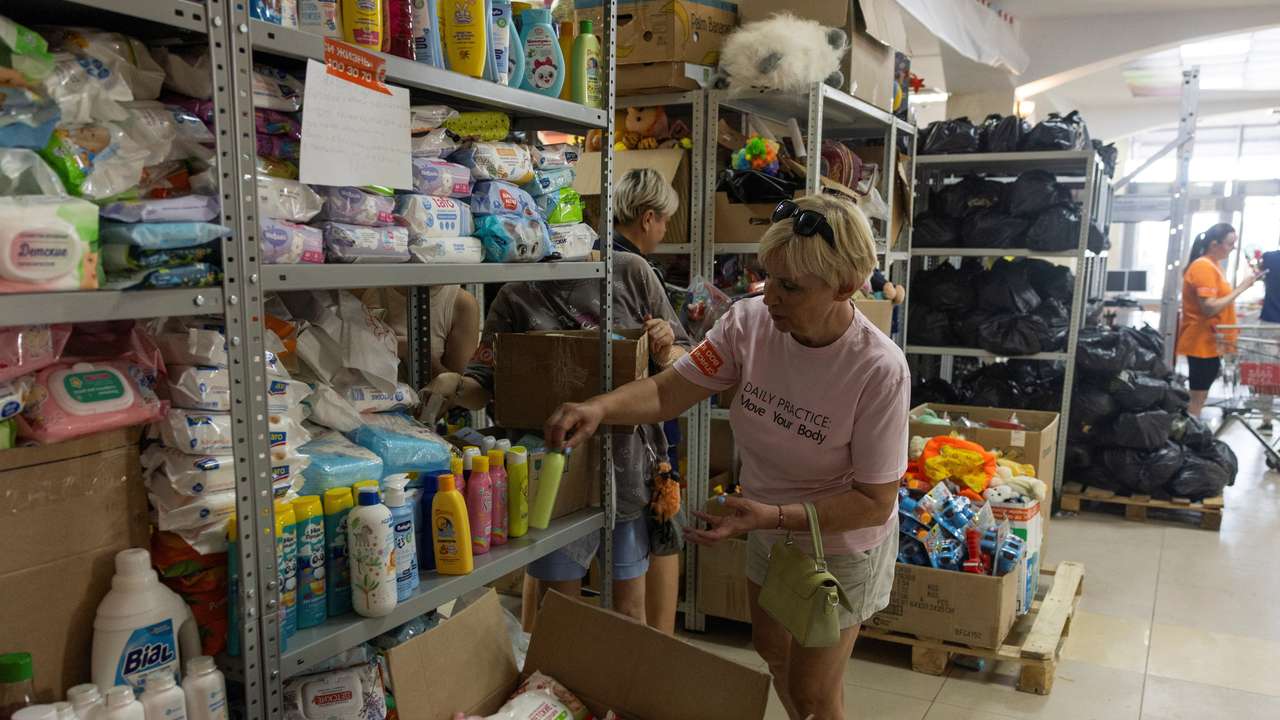 Humanitarian aid distribution center for evacuees from the Kursk region, in Kursk