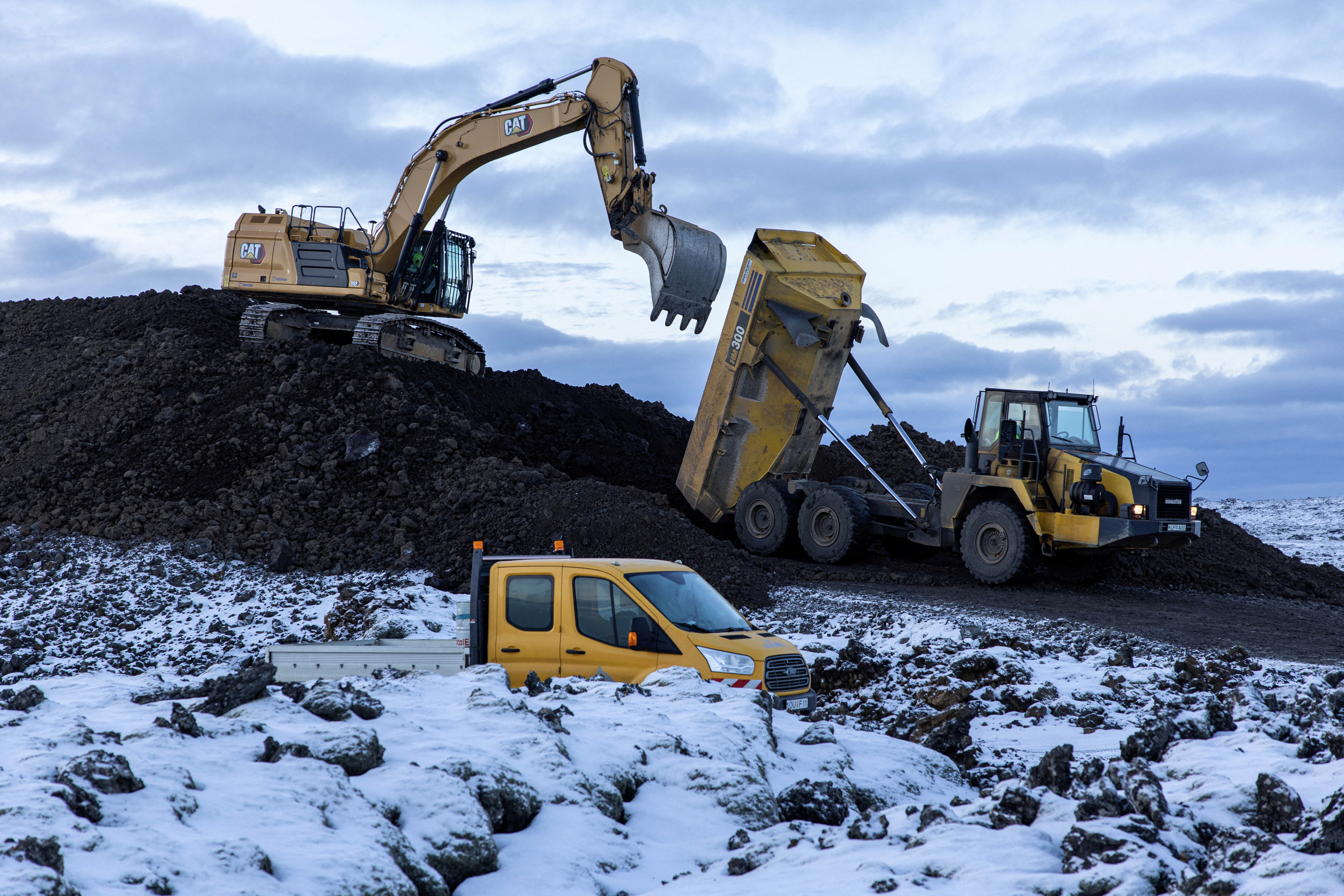 FILE PHOTO: Iceland downgrades volcano threat level