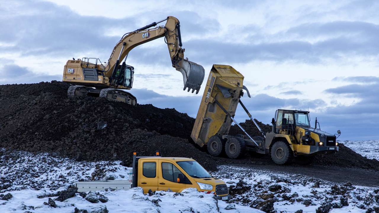 FILE PHOTO: Iceland downgrades volcano threat level