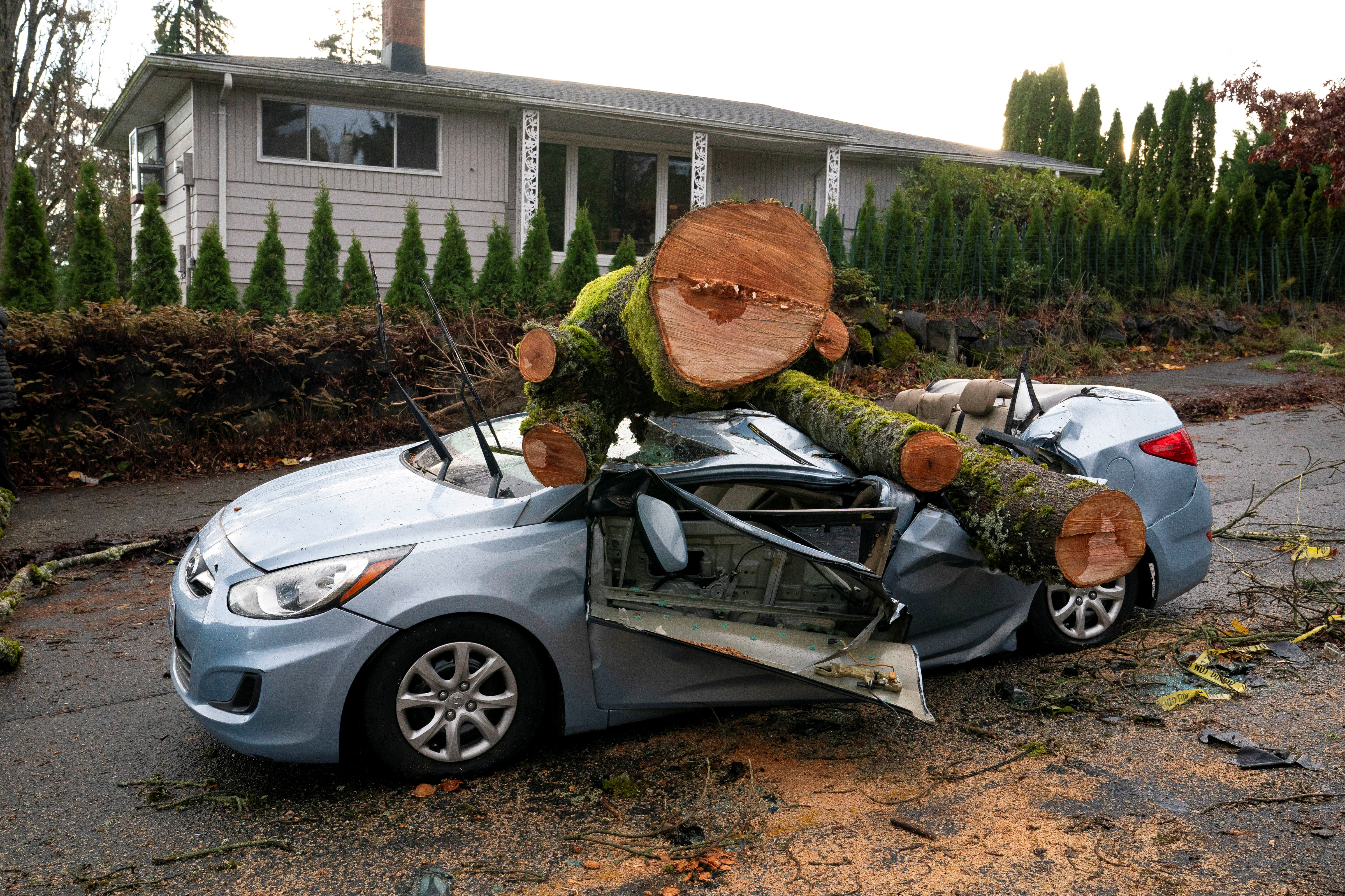 Powerful storm hits the U.S. Pacific Northwest and western Canada