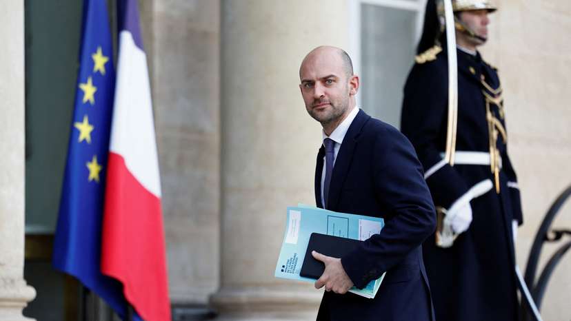 French President Macron hosts a meeting of European leaders on Ukraine in Paris
