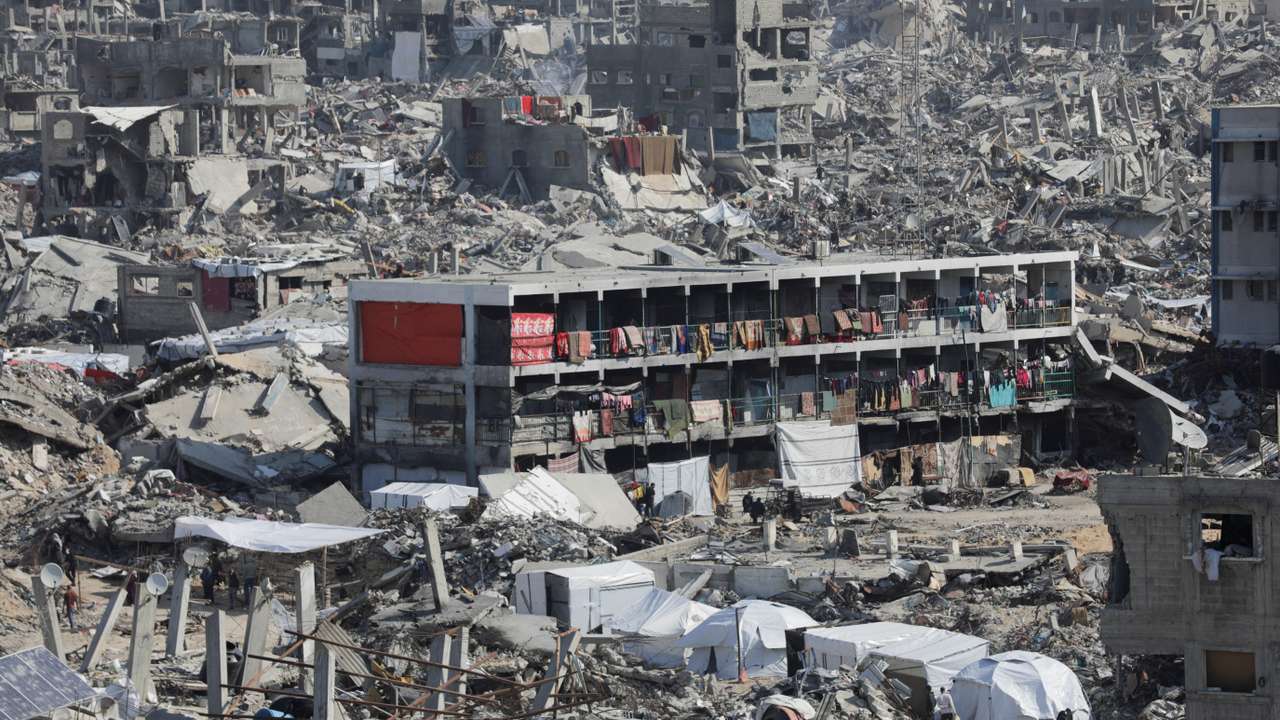 Aftermath of Israeli offensive, amid a ceasefire between Israel and Hamas, in Jabalia refugee camp