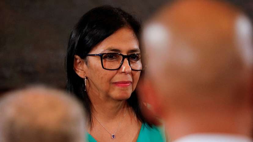 Rodríguez condemns Machado during visit to US-hit communities in Venezuela