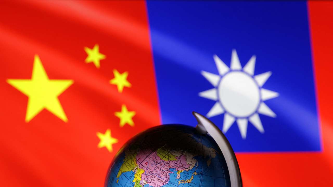 Illustration shows Globe, Chinese and Taiwanese flags