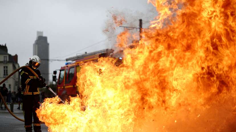 Day of protests calling to "Block Everything" in France