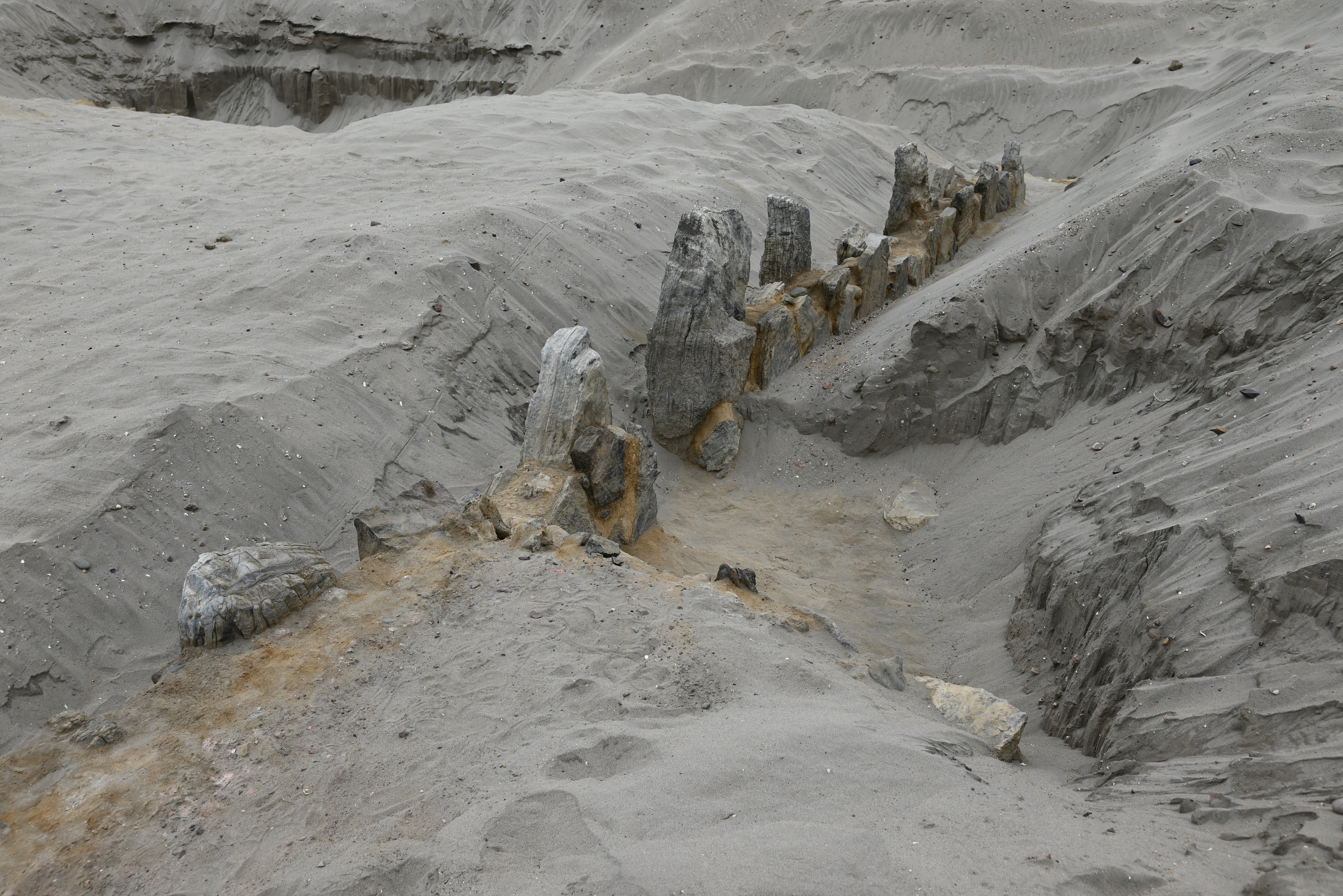 Peruvian temple offers clues into 3000 years of rituals and burial practices